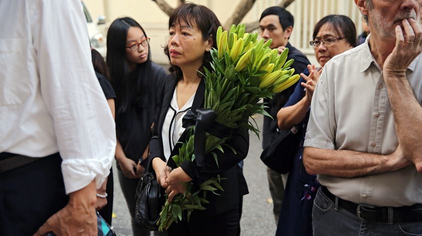 Cerimónia na embaixada francesa em Hanoi, no Vietname. Foto: Luong Thai Linh/EPA