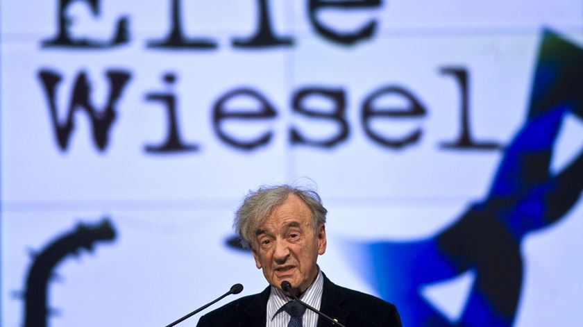 Elie Wiesel denunciou atrocidades nazis. Foto: Zsolt Szigetvary/EPA