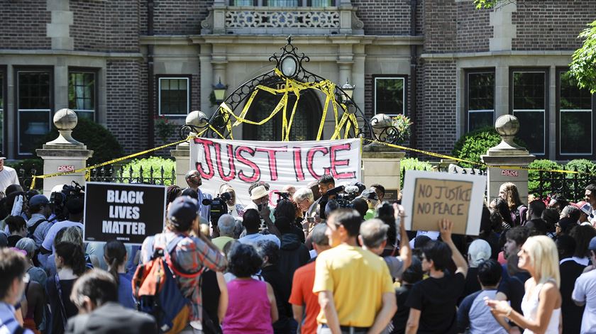 Protestos contra a morte de Philandro Castile no Minnesota. Foto: Craig Lassig/EPA