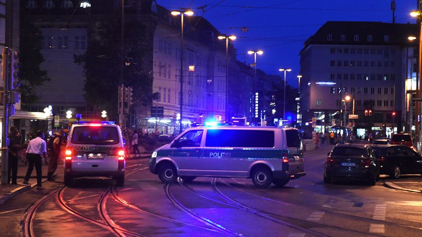 O ataque em Munique foi apenas um dos recentes ataques que lançam o medo na Alemanha. Foto: Felix Hoerhager/EPA