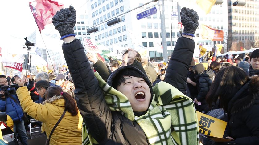 Decisão foi recebida em festa nas ruas de Seul. Foto: Jeon Heon-Kyun/EPA
