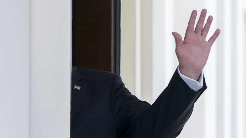 Trump prepara-se para dizer adeus ao Acordo de Paris. Foto: Shawn Thew/EPA