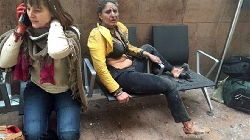 Explosão no aeroporto de Bruxelas faz dezenas de feridos. Foto: Twitter Flight-Report
