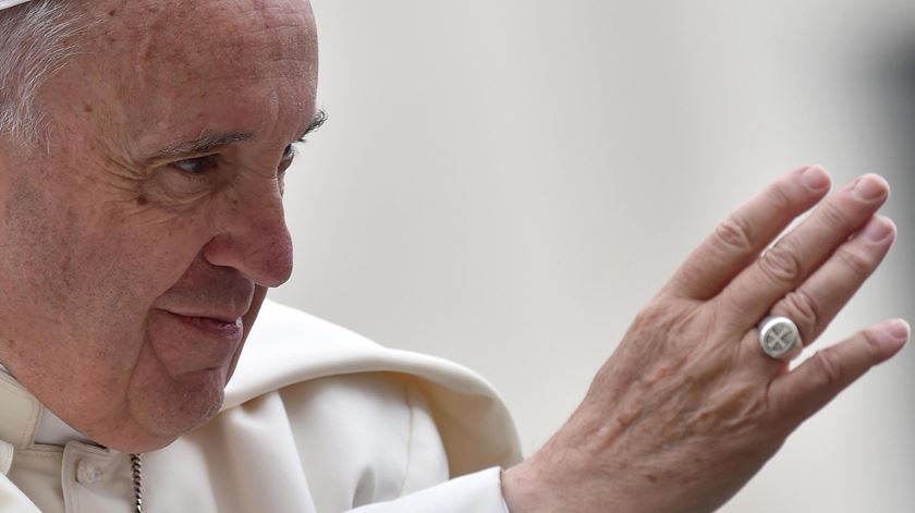 Papa Francisco apela ao sentido de responsabilidade. Foto: Ettore Ferrari/EPA
