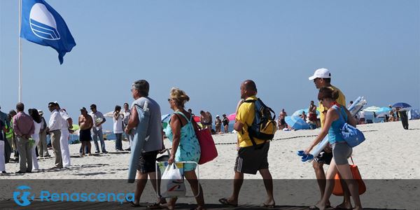 ​A pensar no verão? Este ano há 440 praias, marinas e embarcações com bandeira azul