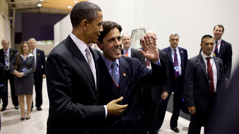 Barack Obama e David Simas. Foto: Wikipedia