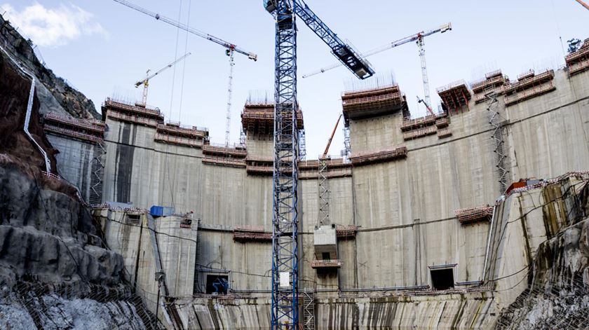 EDP ​​vend six barrages au Portugal pour 2,2 milliards d'euros