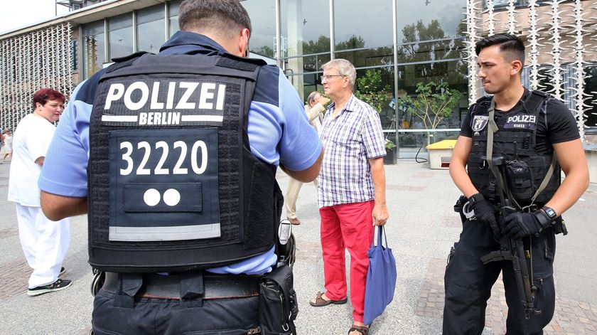 Não há qualquer suspeita de ligação a terrorismo no incidente de Berlim. Foto: Wolfgang Kumm/EPA 