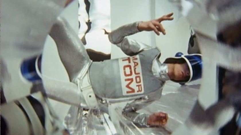 David Bowie no videoclip da "Space Oddity" em 1969. Foto: DR