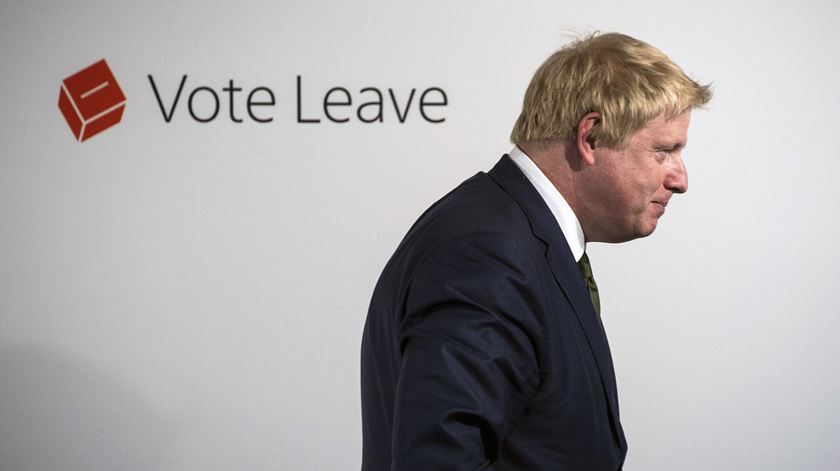 Johnson foi um dos comandantes do Brexit até saltar fora do barco. Foto: Will Oliver/EPA