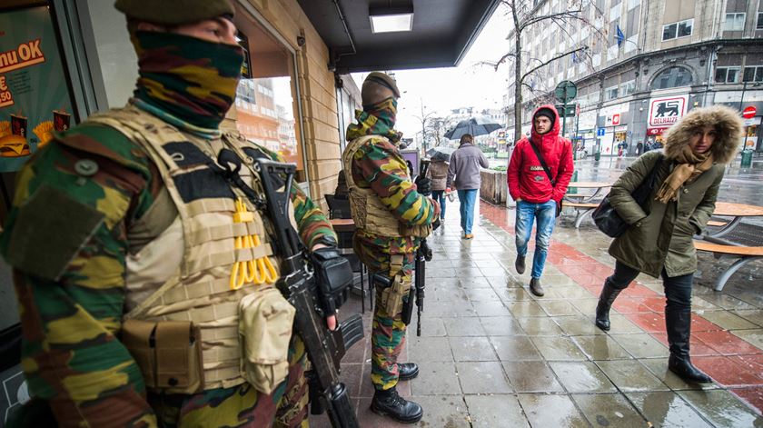 Bélgica colocou soldados nas ruas. Foto: EPA