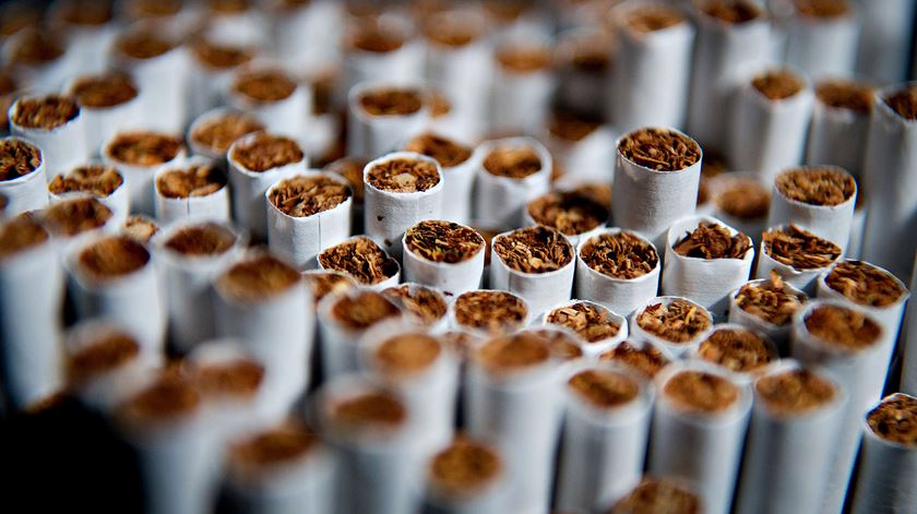 Imposto sobre tabaco rende 3,3 milhões de euros/dia