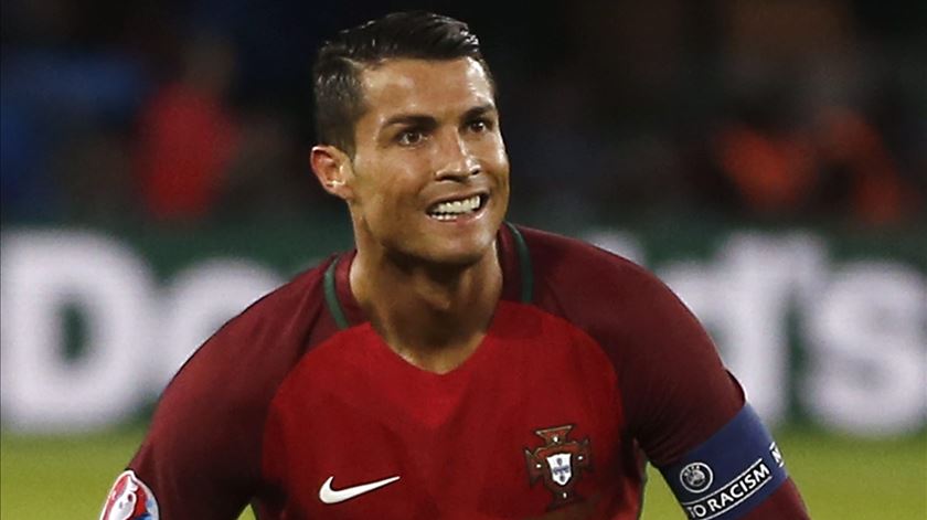 Cristiano Ronaldo bate mais um recorde neste Euro2016 - Euro - SAPO Desporto