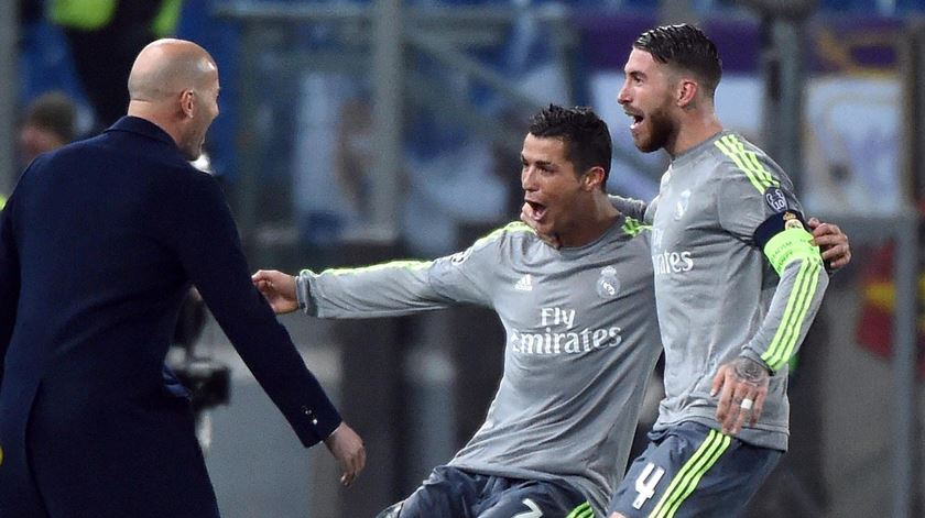 Zidane conta com Ronaldo para reabilitar o Real Madrid. Foto: Ettore Ferrari/EPA