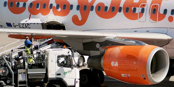 Tripulantes de cabine da easyJet em greve de 15 a 17 de agosto