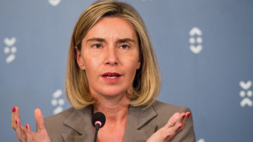 "São eles que têm de definir a sua agenda de política externa”, lembra Federica Mogherini. Foto: Christian Bruna/EPA