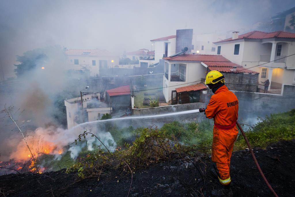 Vários feridos em acidente no Funchal —