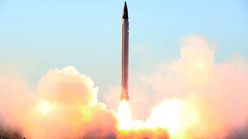 Um das premissas do acordo obriga o Irão a parar de fabricar armas com urânio durante os próximos 15 anos.