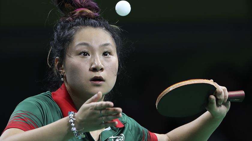 Shao Jieni “triste” por falhar medalha nos pares femininos