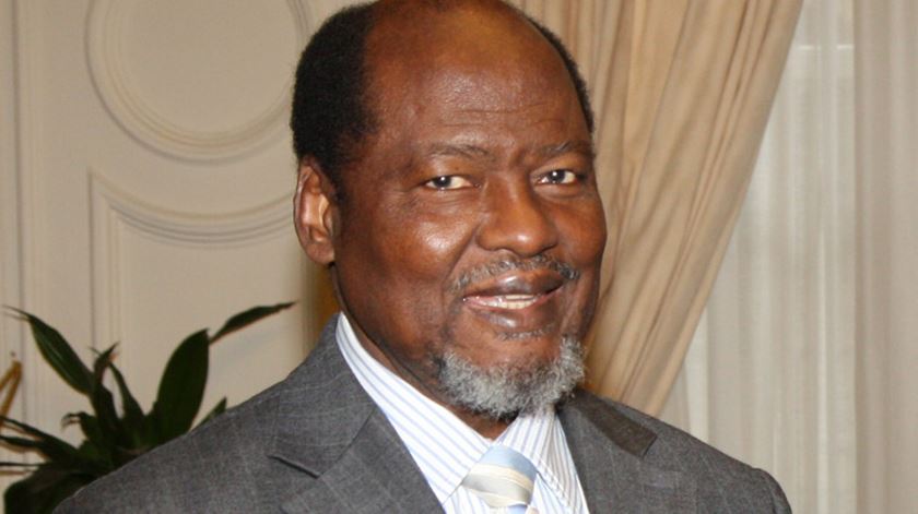 Joaquim Chissano saúda acordo para cessação de hostilidades em Moçambique. Foto: Wikipedia