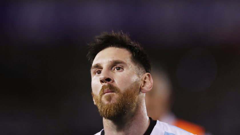 Lionel Messi não volta a jogar pela Argentina na fase de qualificação sul-americana para o Mundial 2018. Foto: David Fernandez/EPA