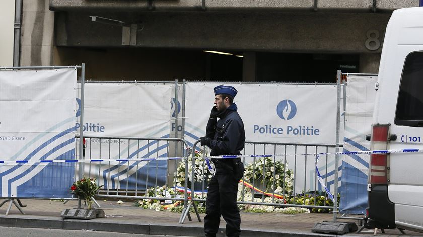 Ataque na estação de Maelbeek matou, pelo menos, 20 pessoas. Foto: Julein Warnand/ EPA