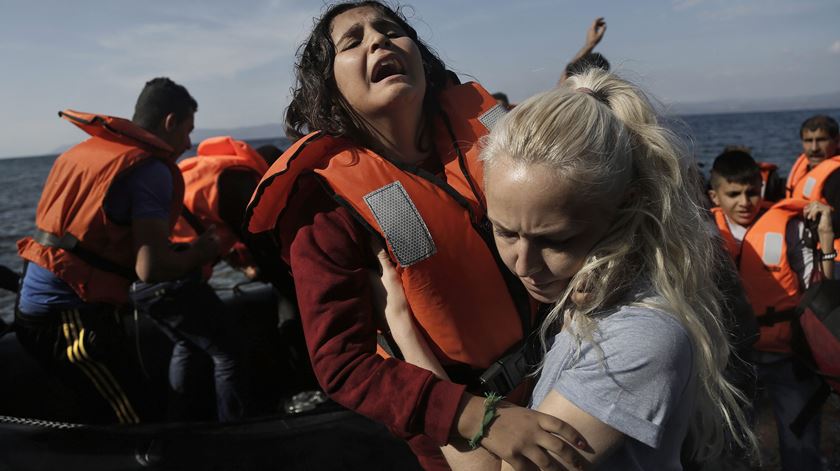 Milhares de pessoas tentam chegar à Grécia por mar. Foto: DR