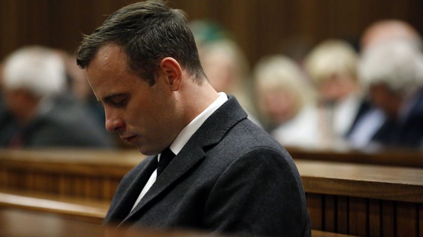 A crítica argumentara que Oscar Pistorius tinha beneficiado de ser famoso e branco. Foto: DR