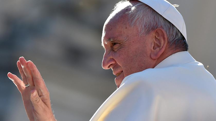 O Papa Francisco vai receber o prémio Carlos Magno de 2016. Foto: Ettore Ferrari/EPA