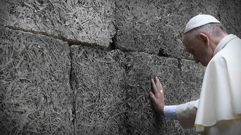 Papa durante a recente visita a Auschwitz. Foto: L