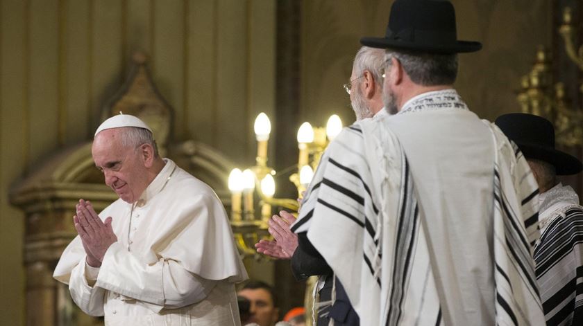 O Papa Francisco tem mantido a tradição dos seus antecessores de boas relações com os judeus. Foto: DR
