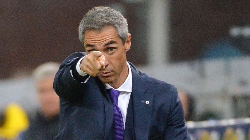 Paulo Sousa, líder da Fiorentina, é um dos treinadores que se compromete a não criticar o trabalho dos árbitros. Foto: Luca Zennaro/EPA