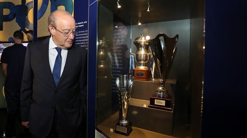 Pinto da Costa espera reforçar a sala de troféus no Museu do FC Porto. Foto: fcporto.pt