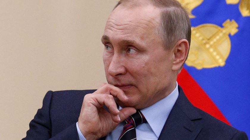 Vladimir Putin desconfia do relatório da Agência Mundial Antidoping. Foto: EPA
