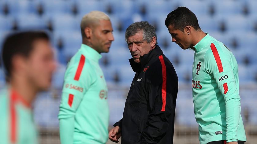 Fernando Santos orientou derradeiro treino antes do compromisso com a Bélgica. Foto: José Sena Goulão/Lusa