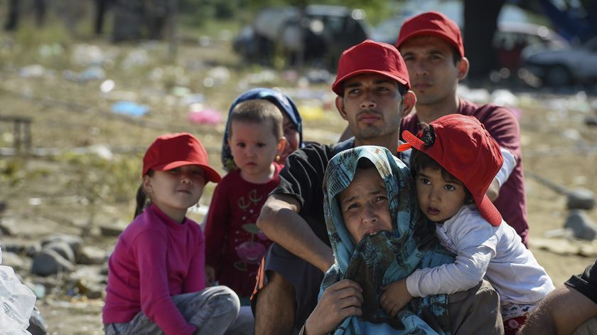 Os refugiados continuam por todos os meios a tentar chegar à Europa. Foto: EPA
