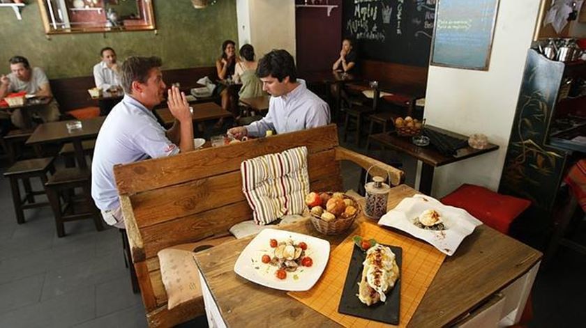 Fisco tem restaurantes, cafés, bares e padarias debaixo de olho. Foto: DR
