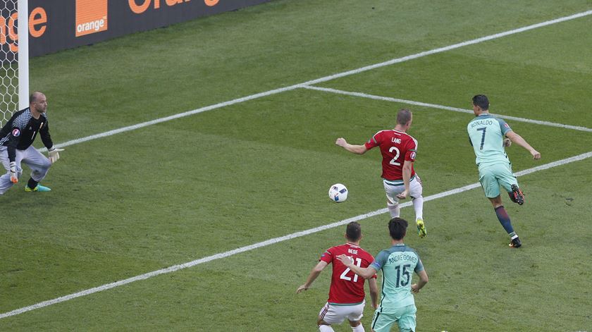 Cristiano Ronaldo marcou à Hungria no Europeu, em França. Foto: DR