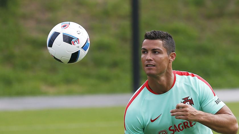 Ronaldo vai ser o português mais internacional de sempre. Foto: Tiago Petinga/Lusa.