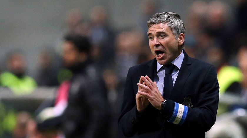 Rui Barros despede-se do comando técnico do FC Porto. Foto: José Coelho/Lusa
