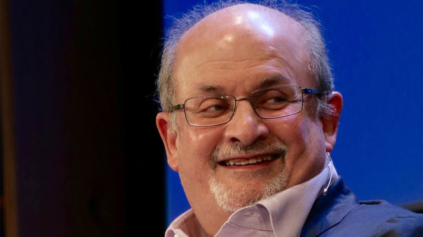 Salman Rushdie é um dos autores em Óbidos. Foto: DR
