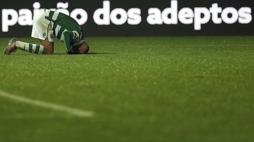 A passagem por Alvalade foi marcante para Slimani. O argelino espera voltar ao Sporting. Foto: José Coelho/Lusa
