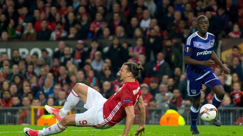 Zlatan Ibrahimovic enfrenta paragem prolongada. Foto: EPA